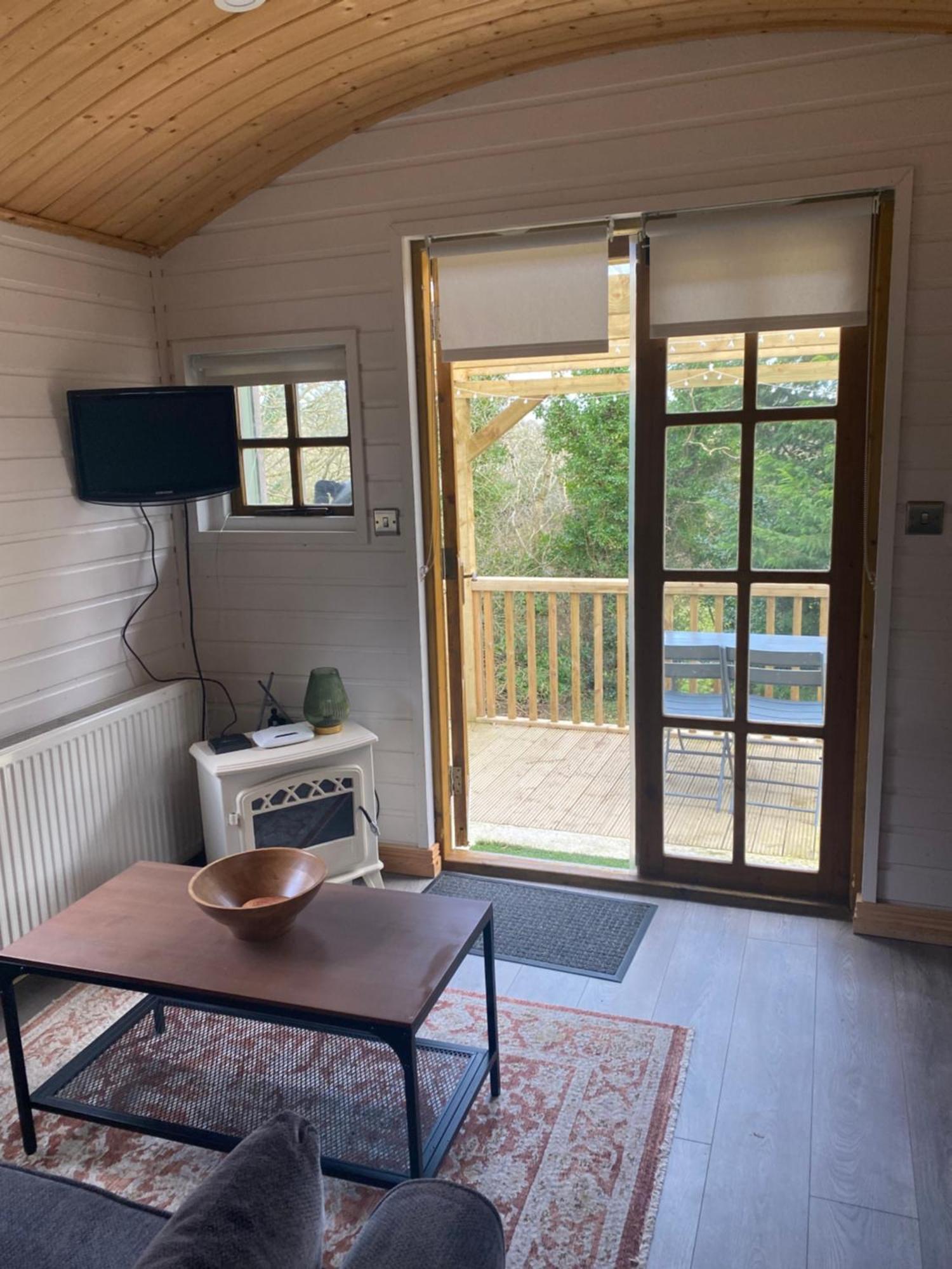 Letterkenny Cabin Extérieur photo
